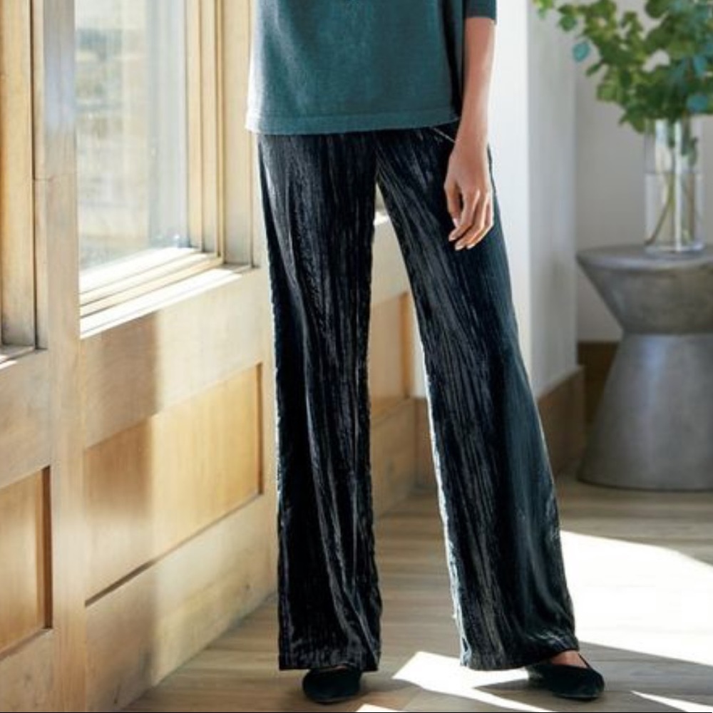 Soft Surroundings Black Velvet Wide Leg Pull On Pants
